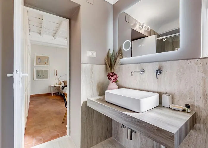 Romantic With Balcony Near Navona Square Apartamento *