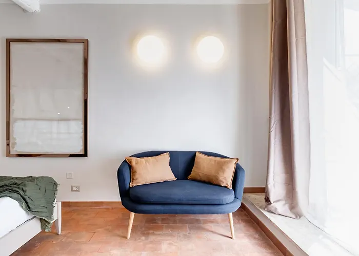 Romantic With Balcony Near Navona Square