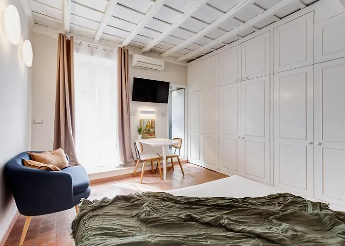 Romantic With Balcony Near Navona Square Apartamento Roma